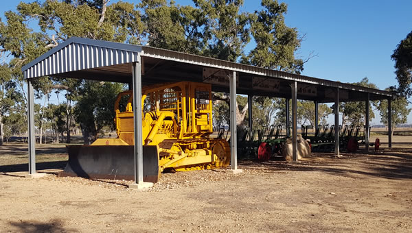 Lucindale Four Mile machinery display